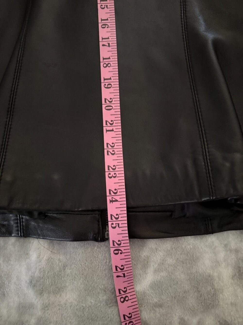 Van Heusen Black Genuine Leather Jacket Women's Size Large Fitted Zip Up Pockets - Picture 11 of 14